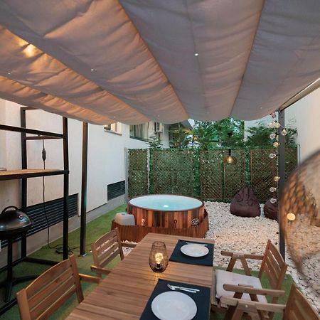 Downtown Hidden Garden With Jacuzzi In Bucharest Apartment Exterior photo
